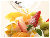 炭酸水を加える